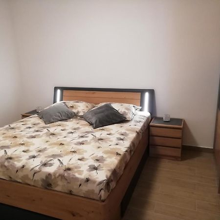 Apartments Ivona Lumbarda Ngoại thất bức ảnh