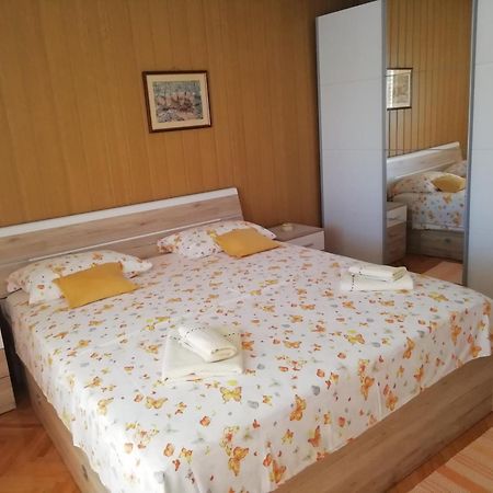 Apartments Ivona Lumbarda Phòng bức ảnh