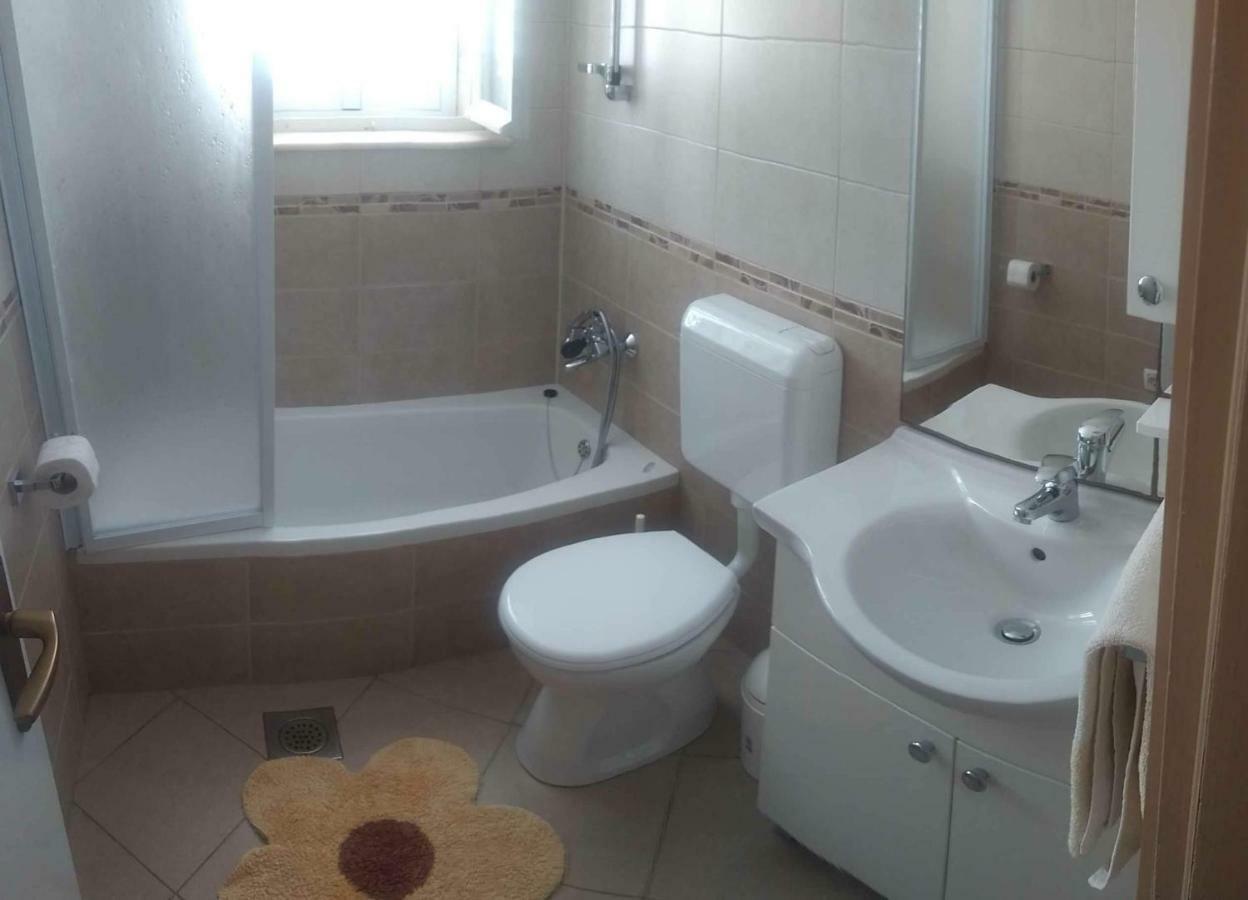 Apartments Ivona Lumbarda Ngoại thất bức ảnh